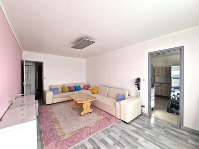 A louer: Appartement F5 de 77 m2 sur la commune de Montbéli