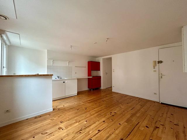 A louer Appartement F2 Elbeuf 76500 Réf PIRE2