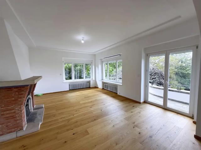 à louer Appartement Forest Avenue Besme