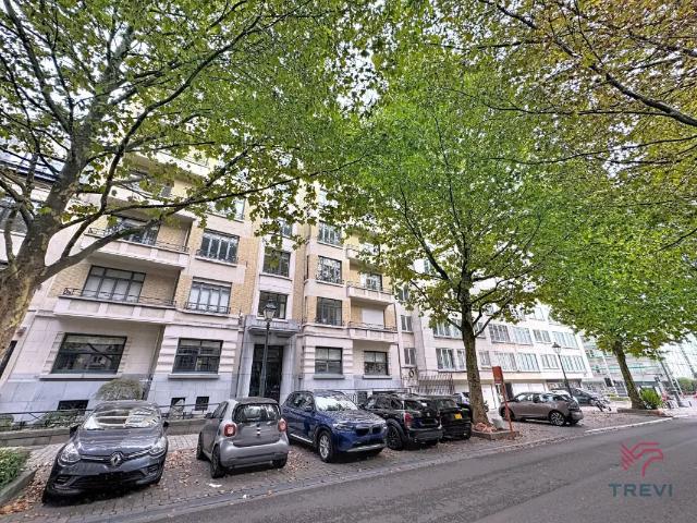 à louer Appartement Forest Avenue Molière