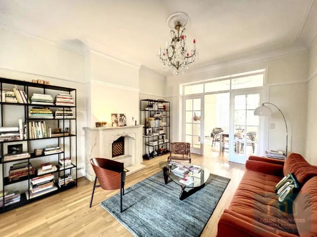 à louer Appartement Forest Avenue Molière