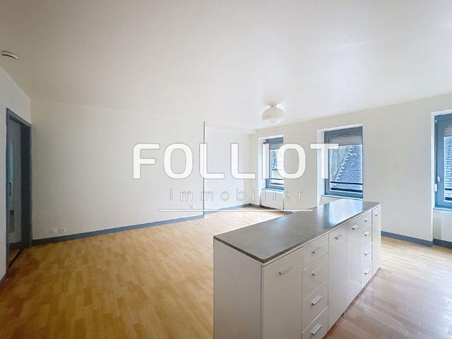 A LOUER Appartement Granville 2 pi�ce s 48.10 m2