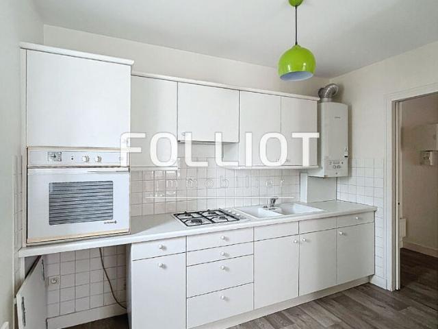 A LOUER Appartement Granville 2 pi�ce s 62.88 m2