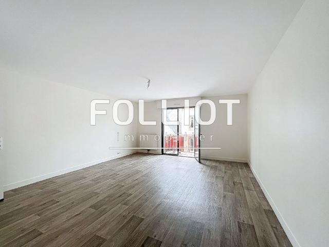 A LOUER Appartement Granville 2 pi�ce s 62.88 m2