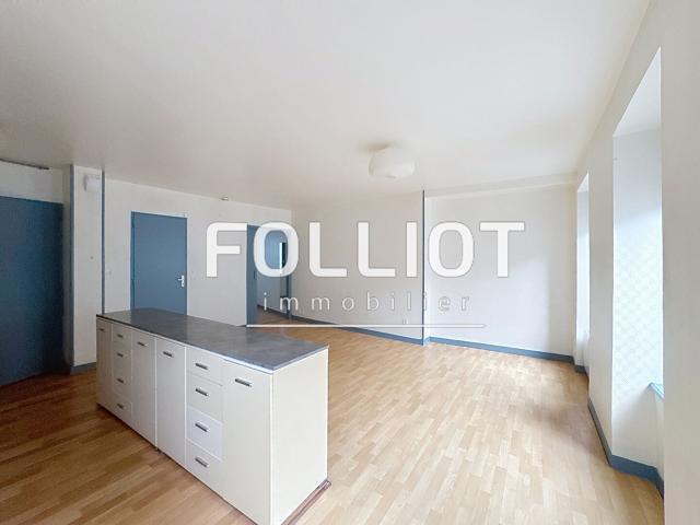 A LOUER Appartement Granville 2 pièce s 48.10 m2