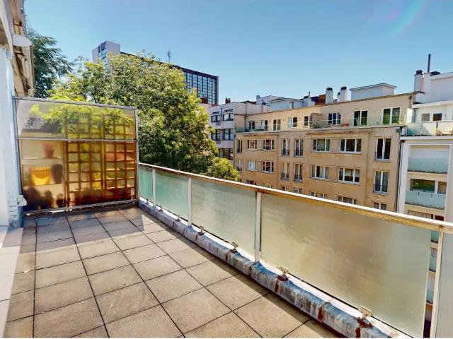 à louer Appartement Ixelles Avenue Ernestine