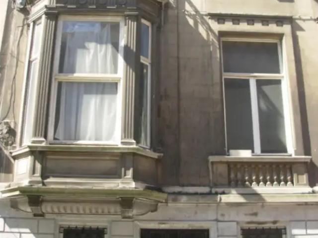 à louer Appartement Ixelles rue des Champs Elysées 73