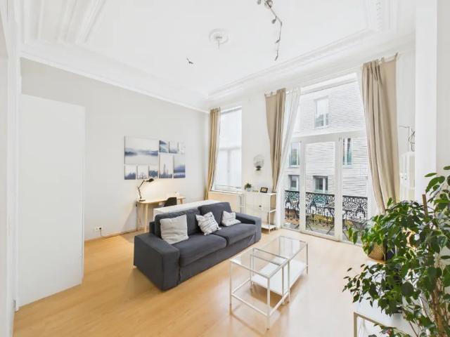 à louer Appartement Ixelles Rue Lens