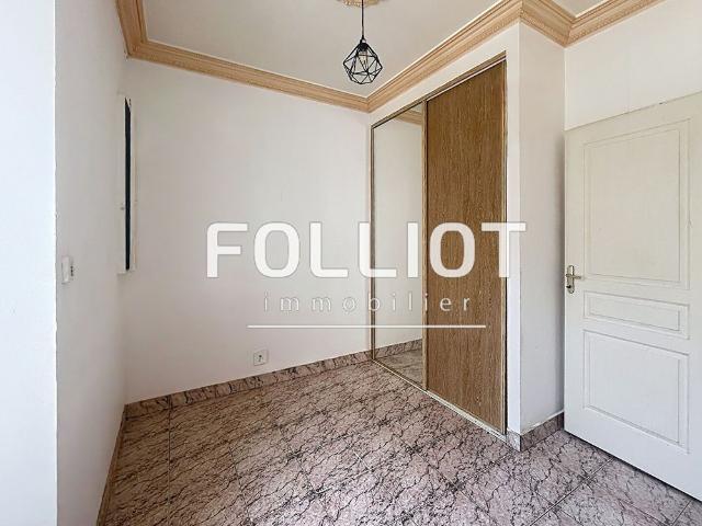 A louer: Appartement rdc avec Jardin privatif � Foug�res R�f. 2565CV