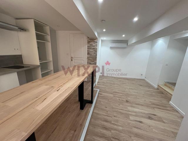 À louer Appartement rénové avec cave aménagée au coeur de Saint Symphorien d'Ozon, Saint symphorien d ozon