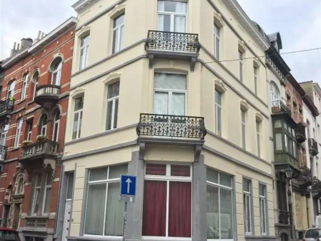 à louer Appartement Saint Gilles rue de la LInière