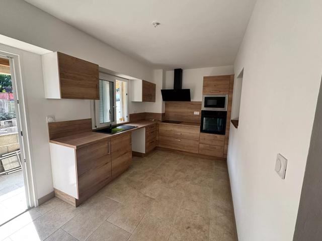 À louer: Appartement spacieux de 3 pièces à Lucciana !