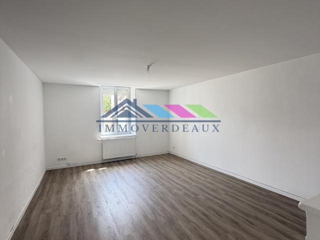 A LOUER Appartement spacieux 82 m3 Gare