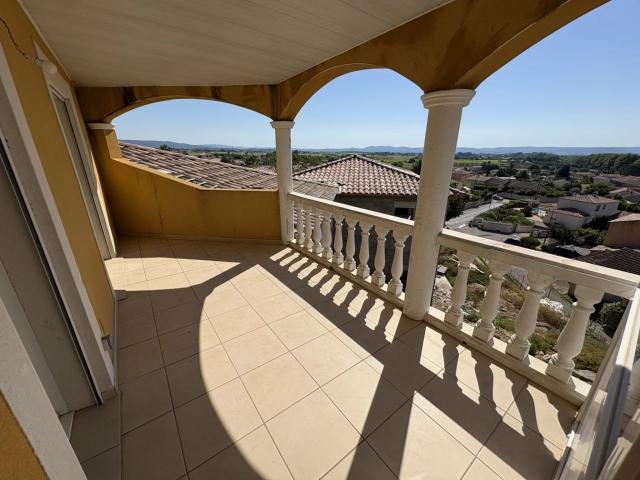 À louer Appartement T4 avec terrasse et parking Saint Felix