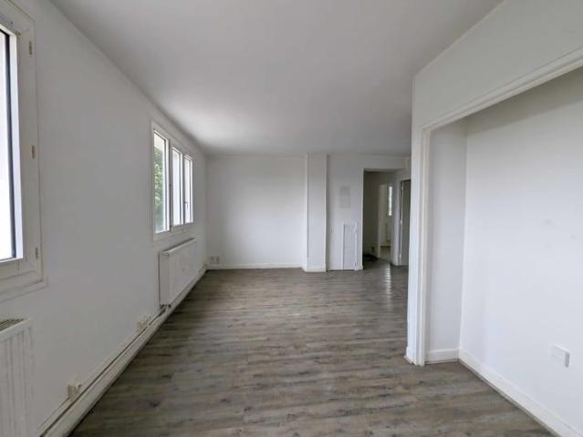 À louer: appartement T4 à Saint Valéry en Caux