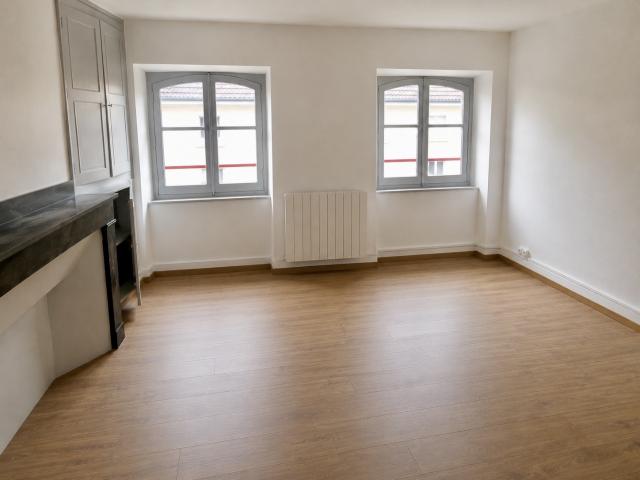 A louer appartement T1 entièrement rénové