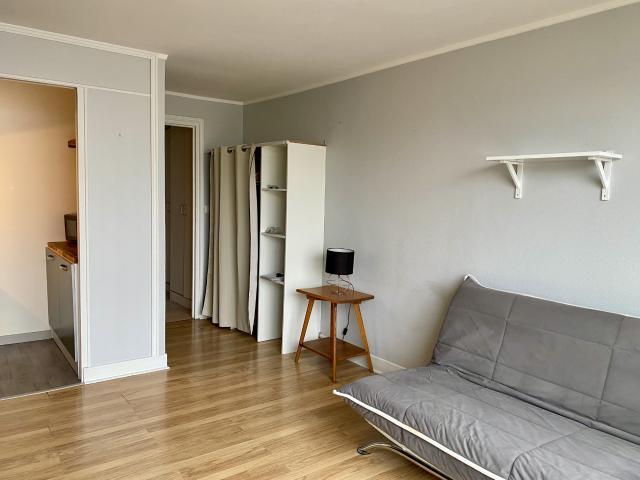 A LOUER APPARTEMENT T1 PLACE DROUET D'ERLON