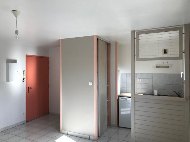 A LOUER APPARTEMENT T2 CENTRE VILLE PENTAGONE