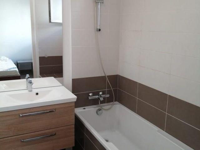 A louer: Appartement T2 de 44 m2 + terrasse 8m2