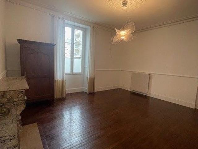 A LOUER APPARTEMENT T2 QUARTIER SAINT SERGE