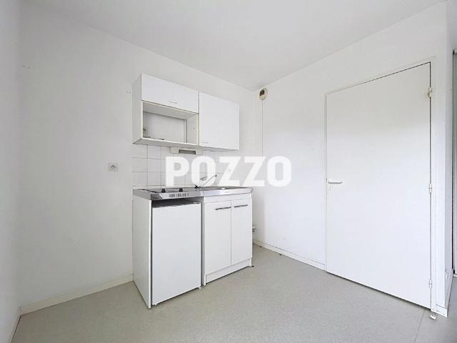 A LOUER: APPARTEMENT T2 36 M² PARKING RUE RENÉ CASSIN CAEN