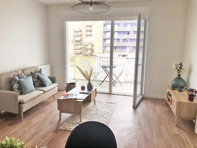 A LOUER Appartement T2, 44.8m2, 825€CC dans résidence senior à Fleury sur Orne
