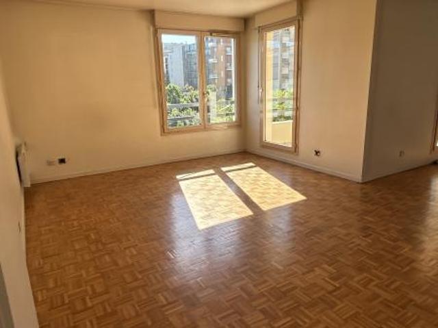 A LOUER Appartement T2Bis de 60m² Cours Gambetta LYON 3