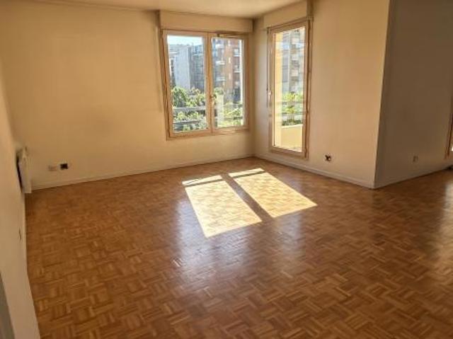 A LOUER Appartement T2Bis de 60m² Cours Gambetta LYON 3