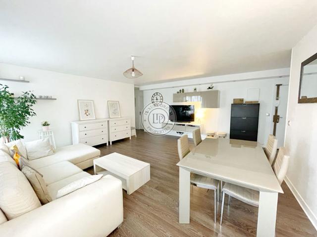 À louer: appartement T3 meublé au 10ème étage à Courbevoie, limite La Défense