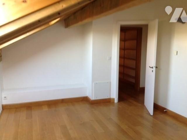 A LOUER APPARTEMENT T3 NON MEUBLE / CHAMPAGNE AU MONT D'OR