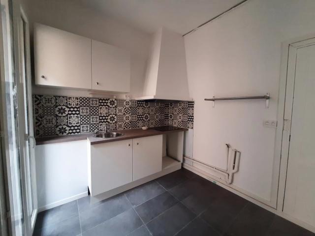 À Louer Appartement T3 avec Balconet Béziers Centre Vill