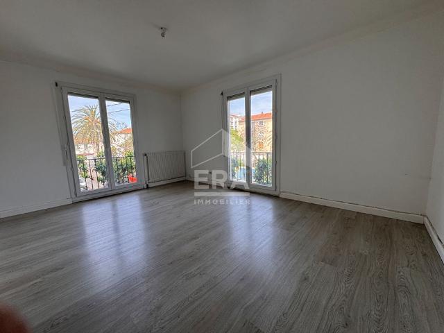 À LOUER APPARTEMENT T3 AVEC GARAGE PERPIGNAN MOYEN VERNET