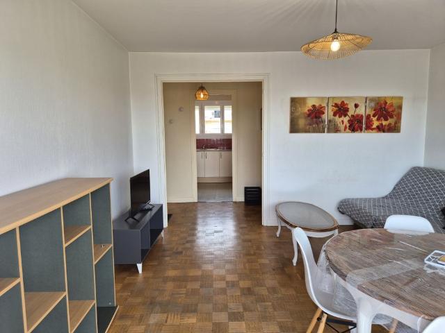 A LOUER APPARTEMENT T3 ANGERS