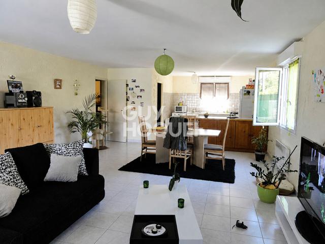 À LOUER APPARTEMENT T3 centre ville BRESSOLS