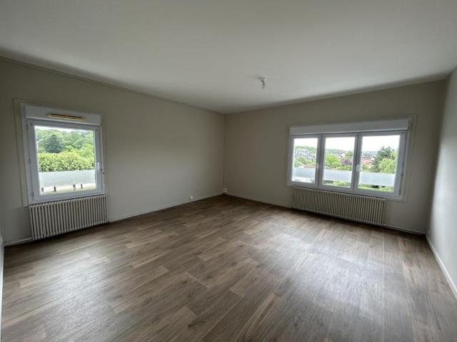 A LOUER APPARTEMENT T3 CHARNY