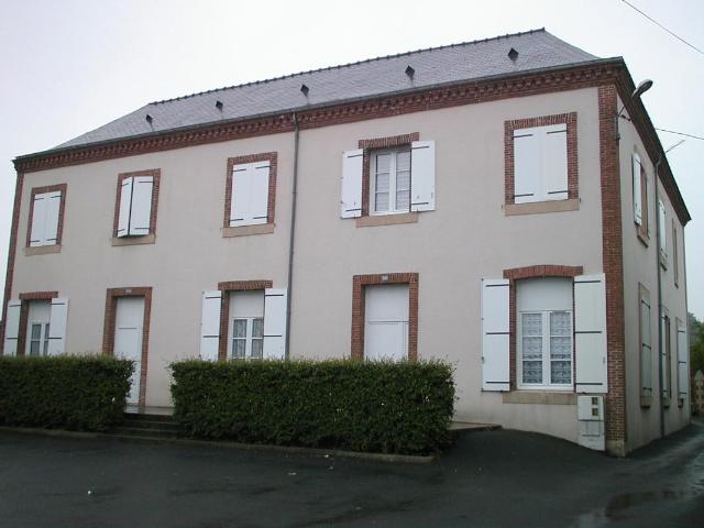 A LOUER APPARTEMENT T3 DANS PETITE RESIDENCE