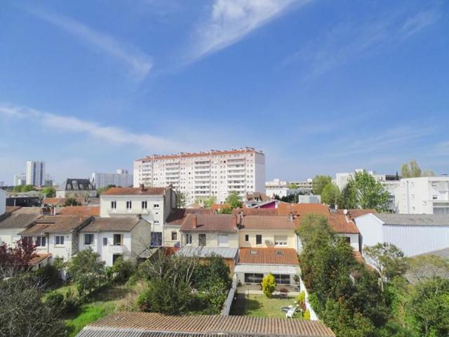 Appartement T3 à louer ? Bordeaux secteur Chartrons / Cours du Médoc