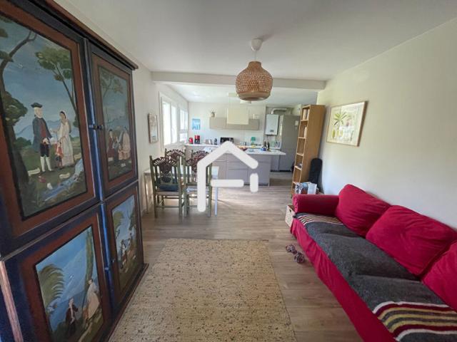 A louer: Appartement T3 d'env 64m² CC