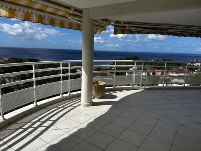 À louer – Appartement T3 vue mer panoramique – Schœlcher
