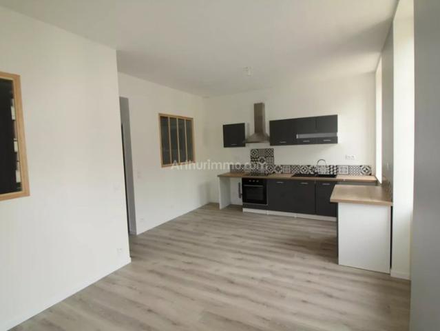 A LOUER APPARTEMENT T3 YENNE