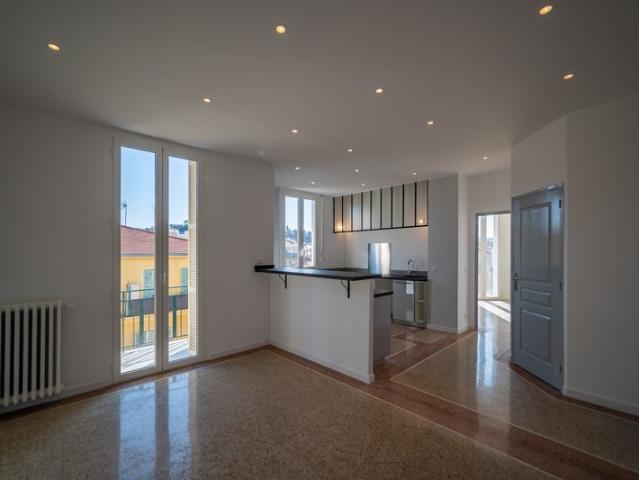 A louer, Appartement T3, 55 m², Quartier Le Port, Nice 06300, Alpes Maritimes