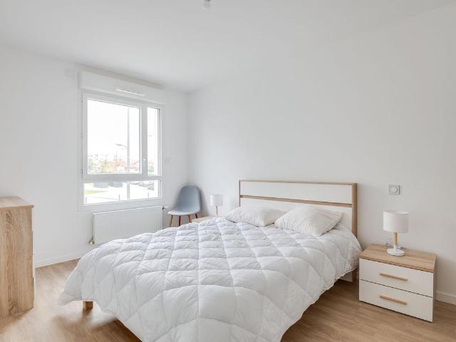 A LOUER Appartement T3, 64.2m2, 1124€CC dans résidence senior à Saint Priest