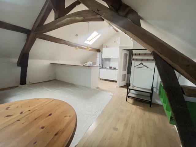À louer Appartement type T3 Marines 95