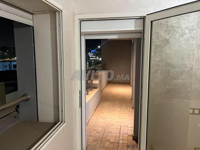 À LOUER – Appartement Vide avec Piscine & Parking