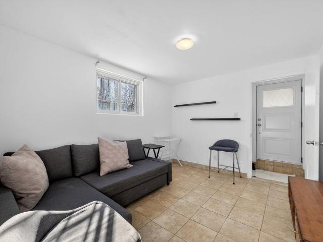 À louer / Appartement