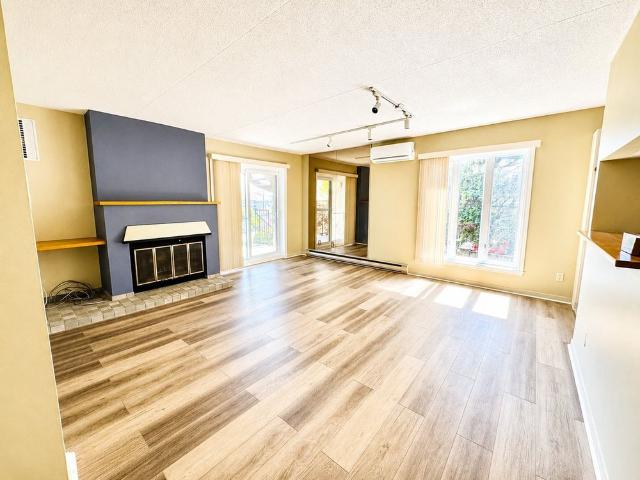 À louer / Appartement
