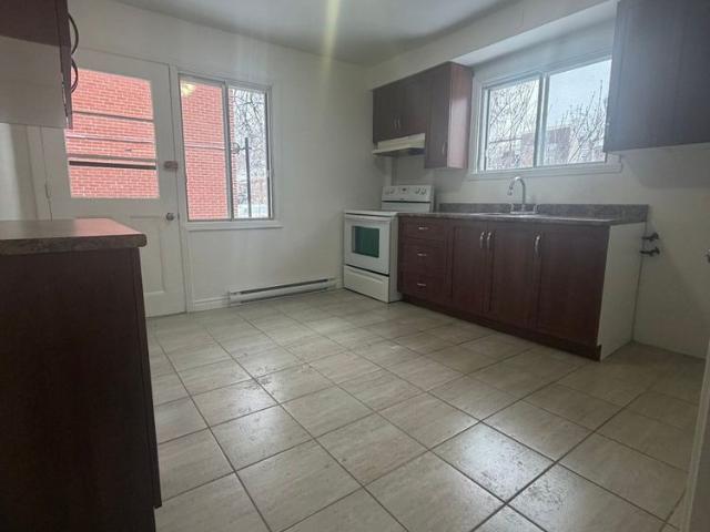 À louer / Appartement