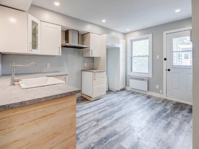 À louer / Appartement