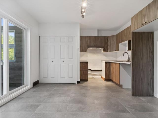 À louer / Appartement