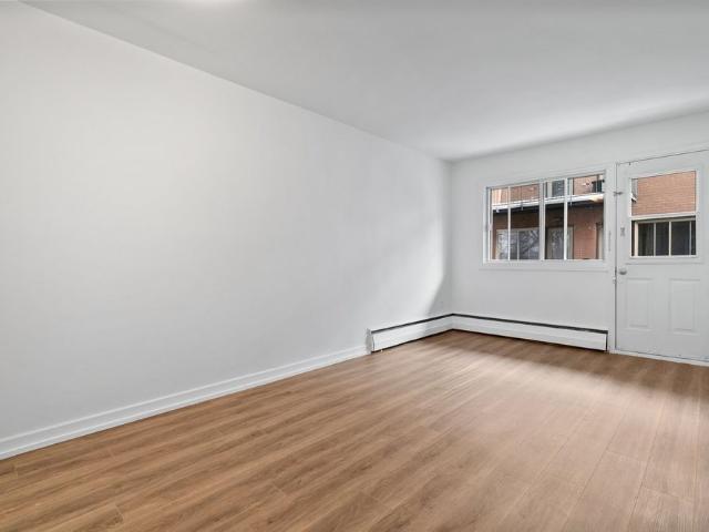 À louer / Appartement